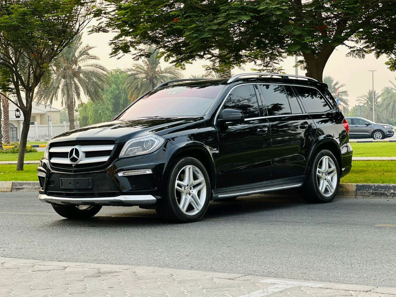 Mercedes Benz GL - Image 6