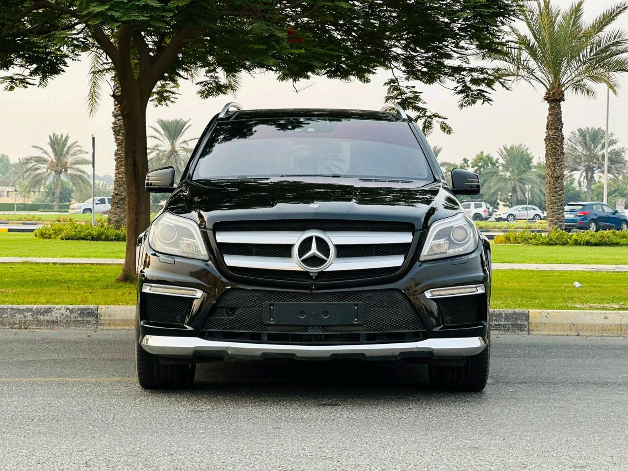 Mercedes Benz GL - Image 12
