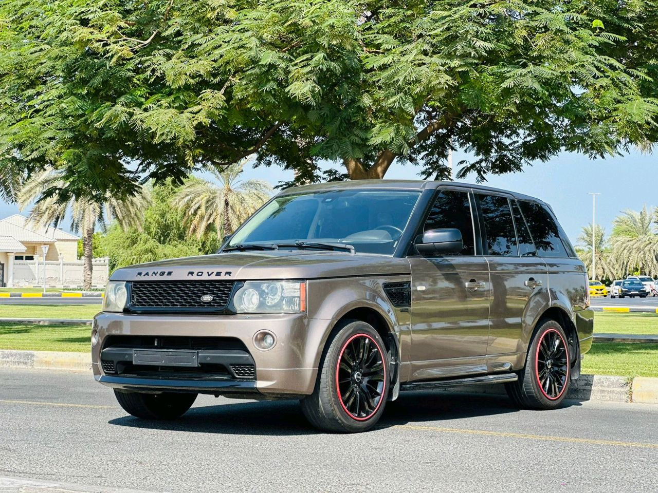 Range Rover Sport - Image 8