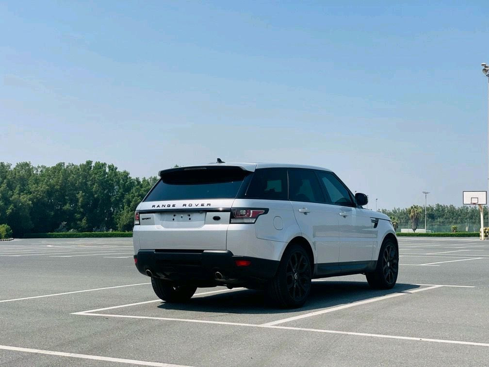 Range Rover Sport - Image 3