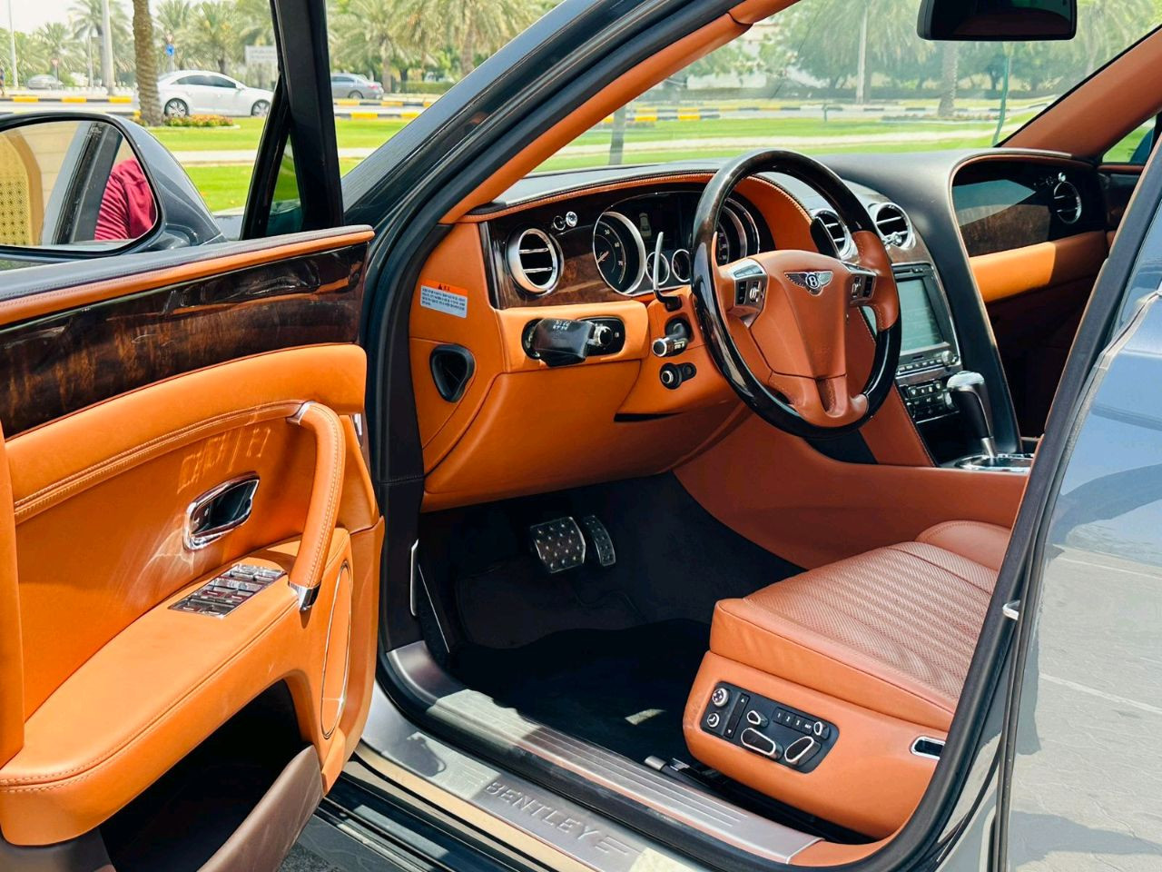 Bentley Continental - Image 12