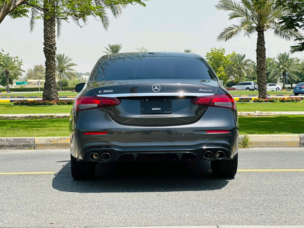 Mercedes Benz E-Class - Image 4