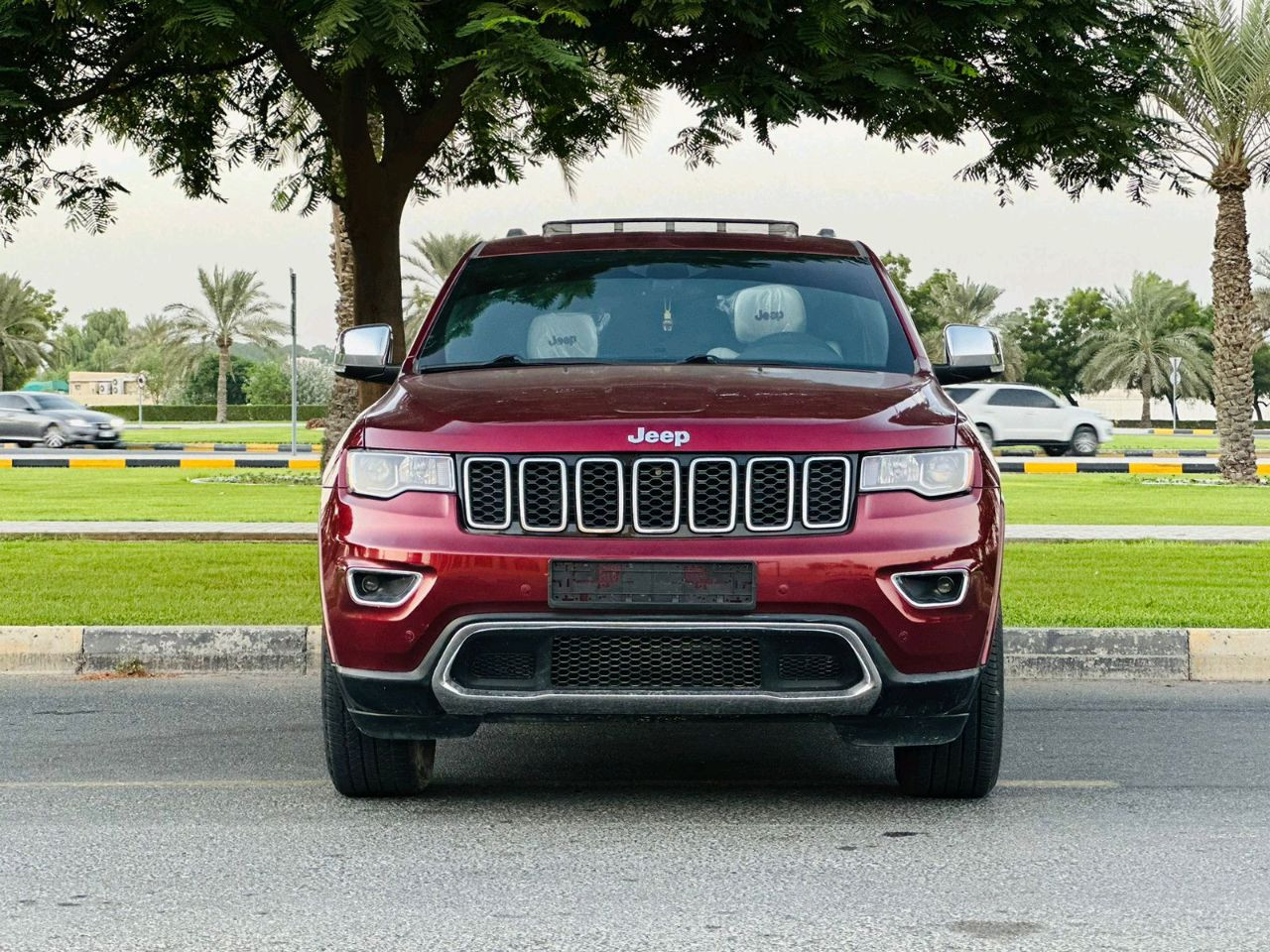 Jeep Grand Cherokee - Image 5