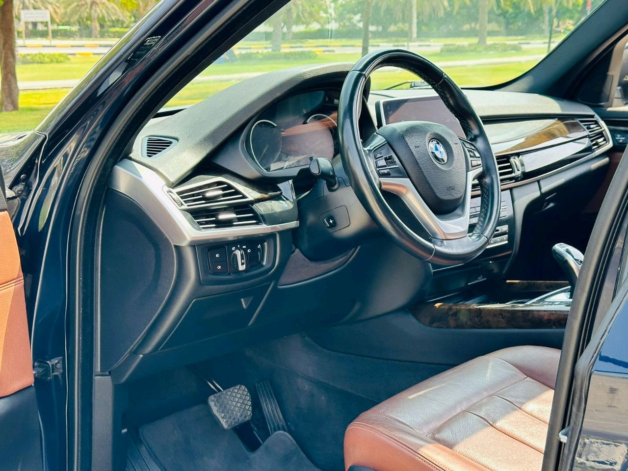 BMW X5 - Image 12