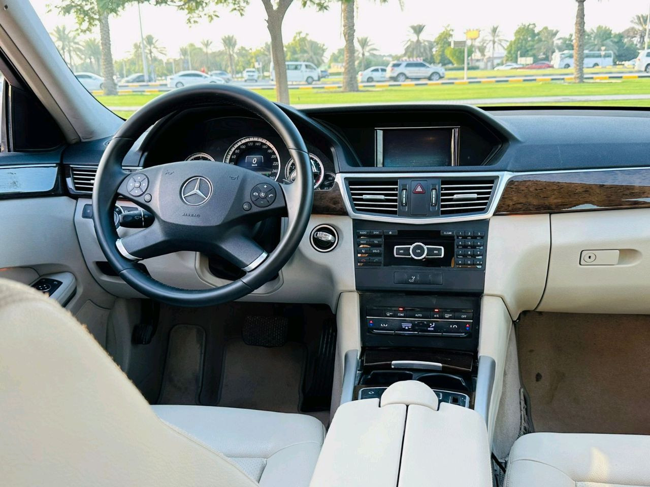 Mercedes Benz E-Class - Image 9