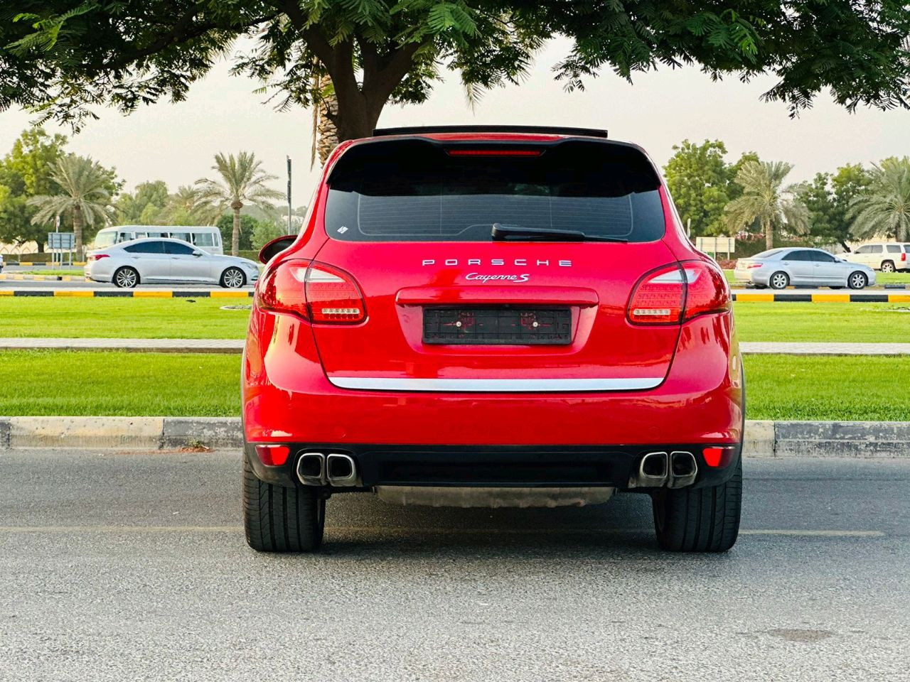 Porsche Cayenne - Image 8