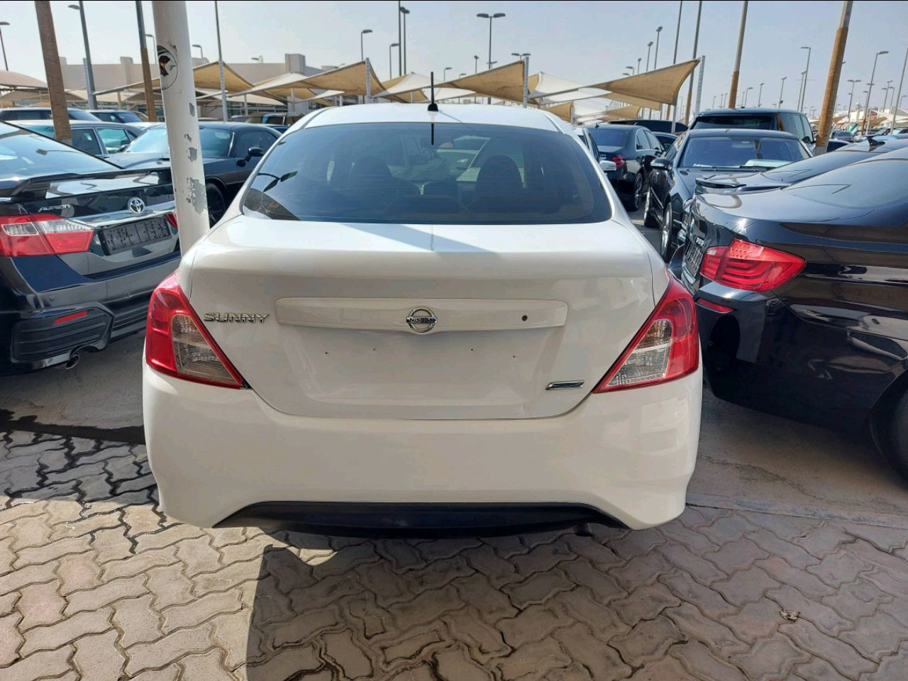 Nissan Sunny - Image 5