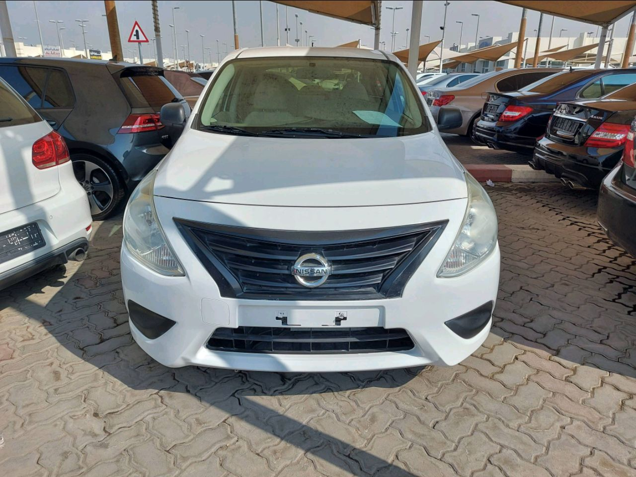 Nissan Sunny - Image 4