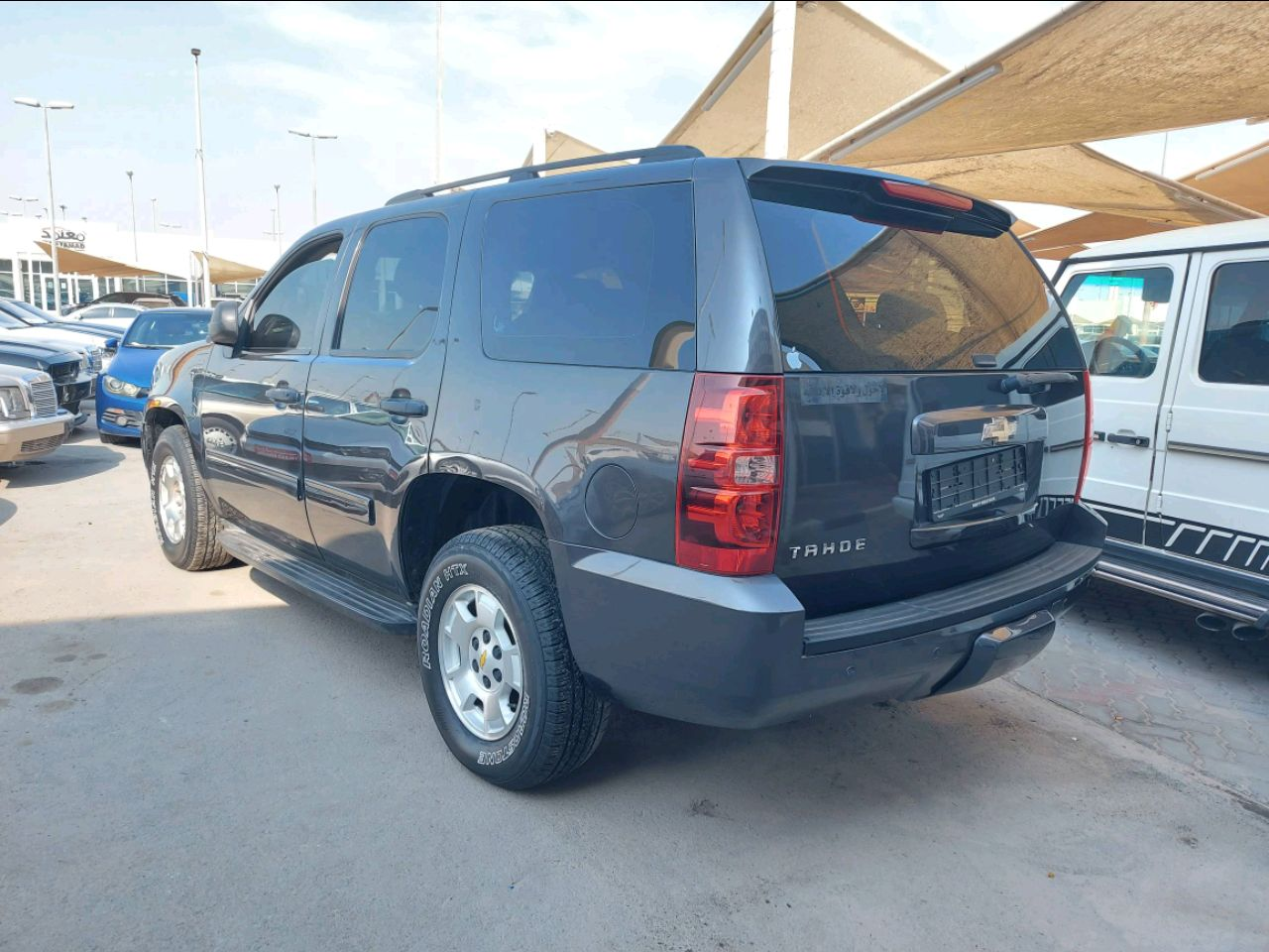 Chevrolet Tahoe - Image 3