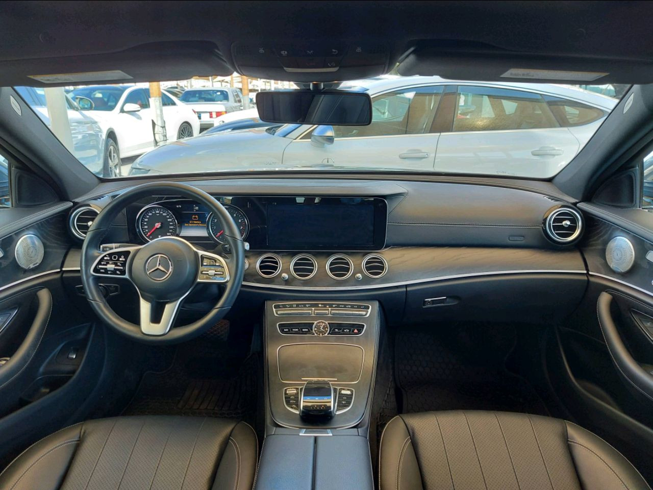Mercedes Benz E-Class - Image 6