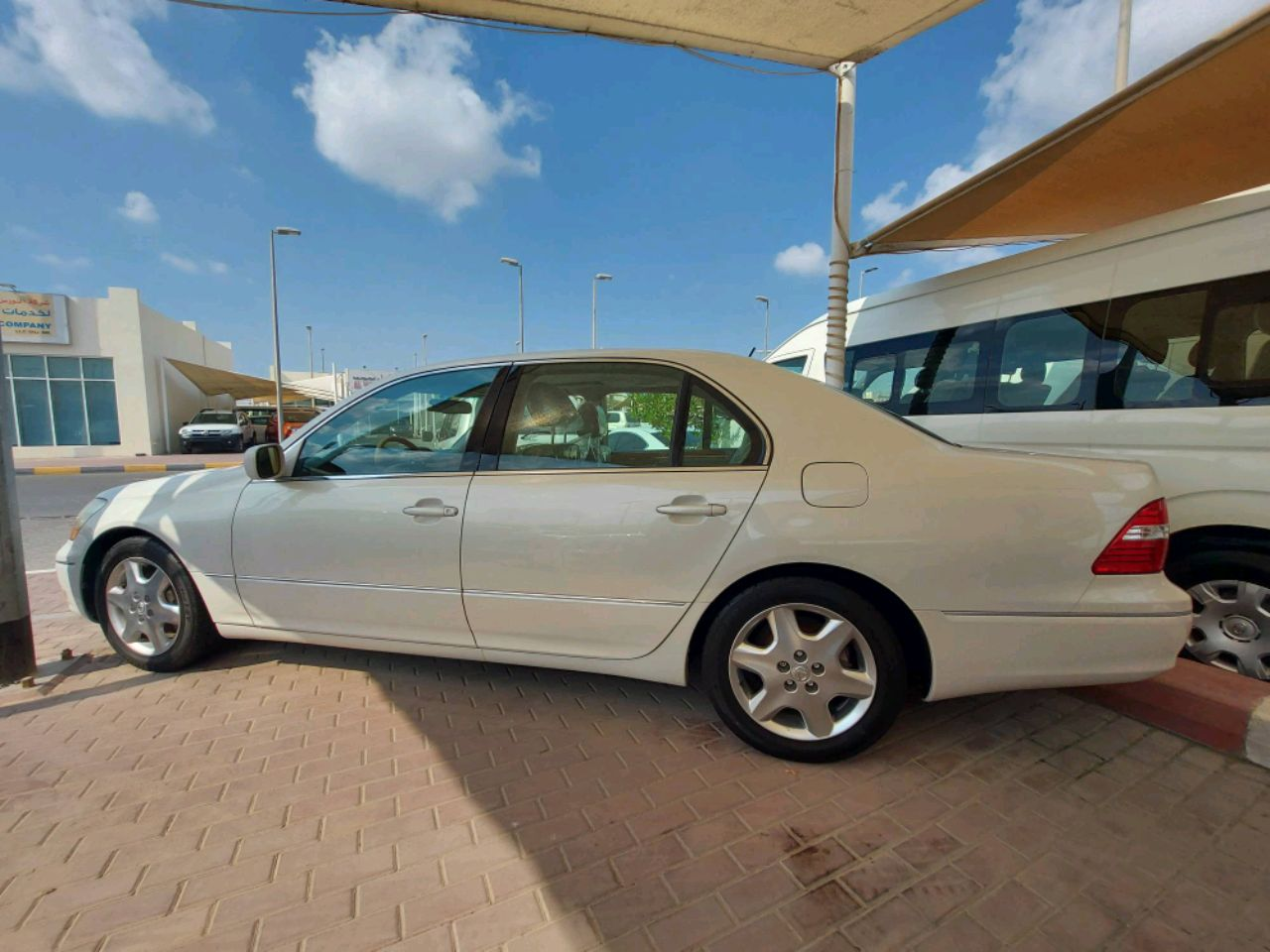 Lexus LS-Series - Image 4