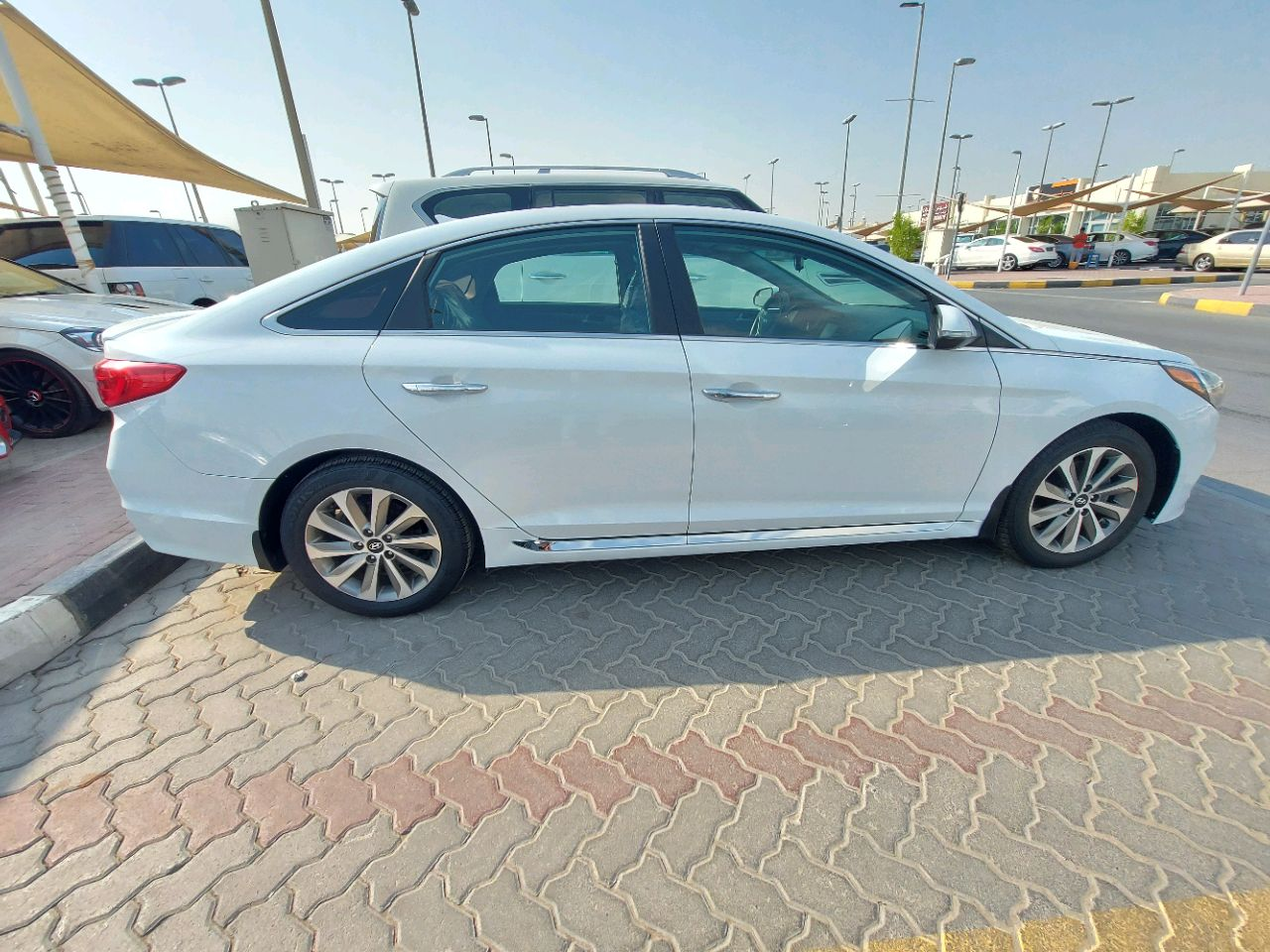 Hyundai Sonata - Image 5
