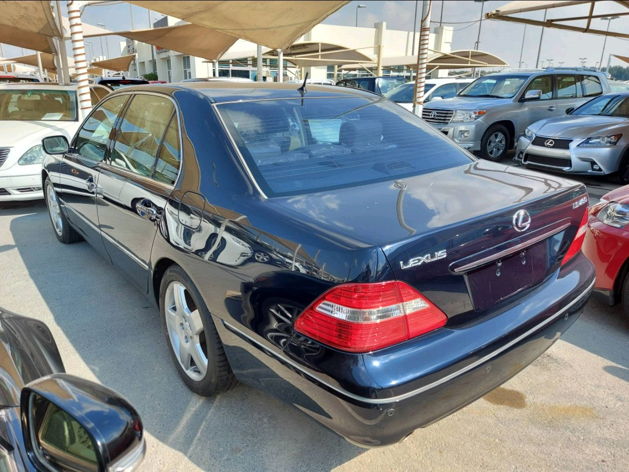 Lexus LS-Series - Image 4