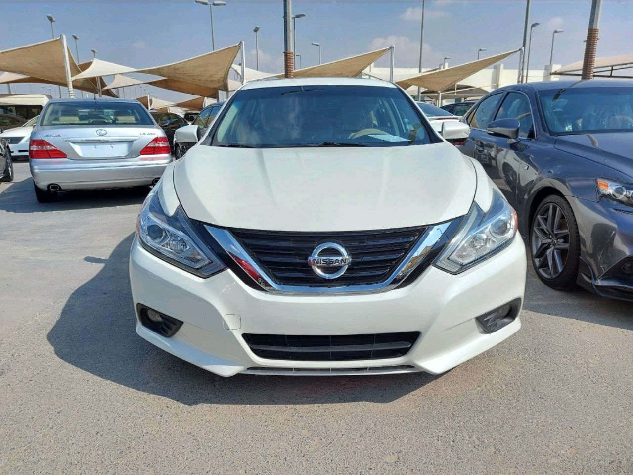 Nissan Altima - Image 4