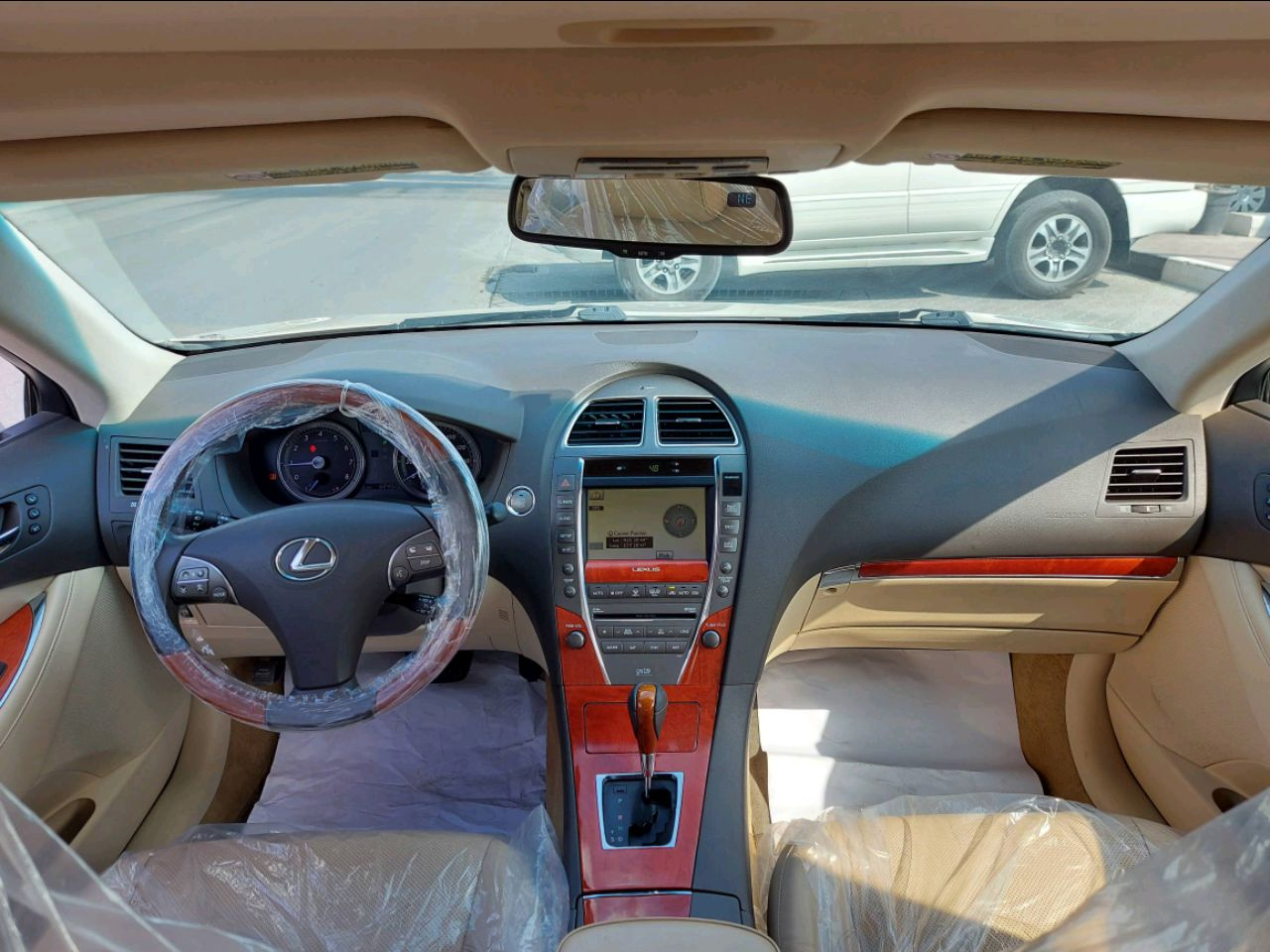 Lexus ES-Series - Image 2