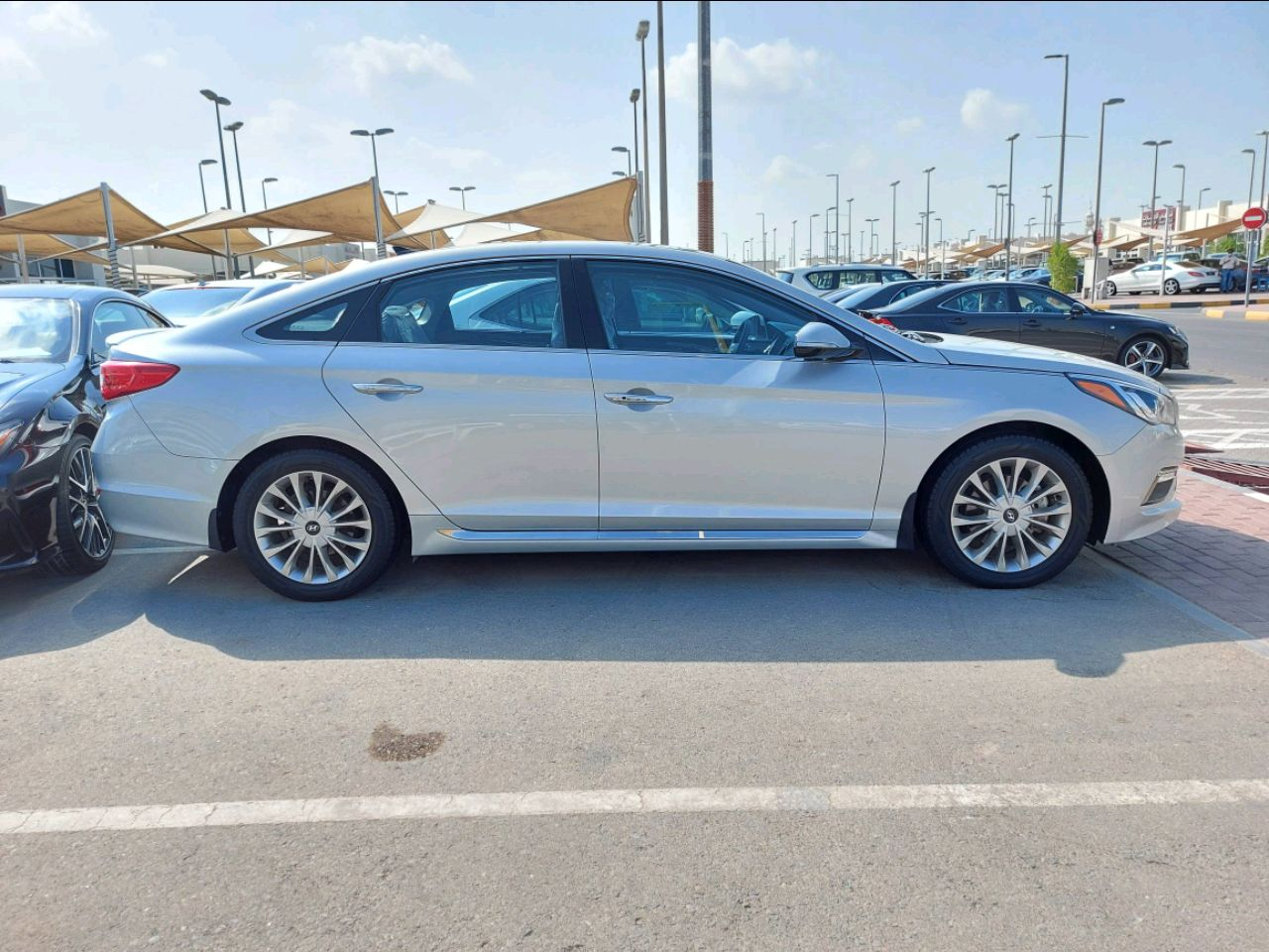 Hyundai Sonata - Image 4