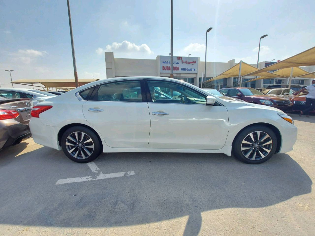 Nissan Altima - Image 3