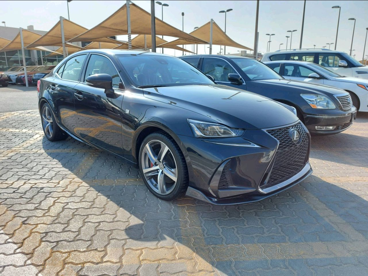 Lexus IS-Series - Image 2