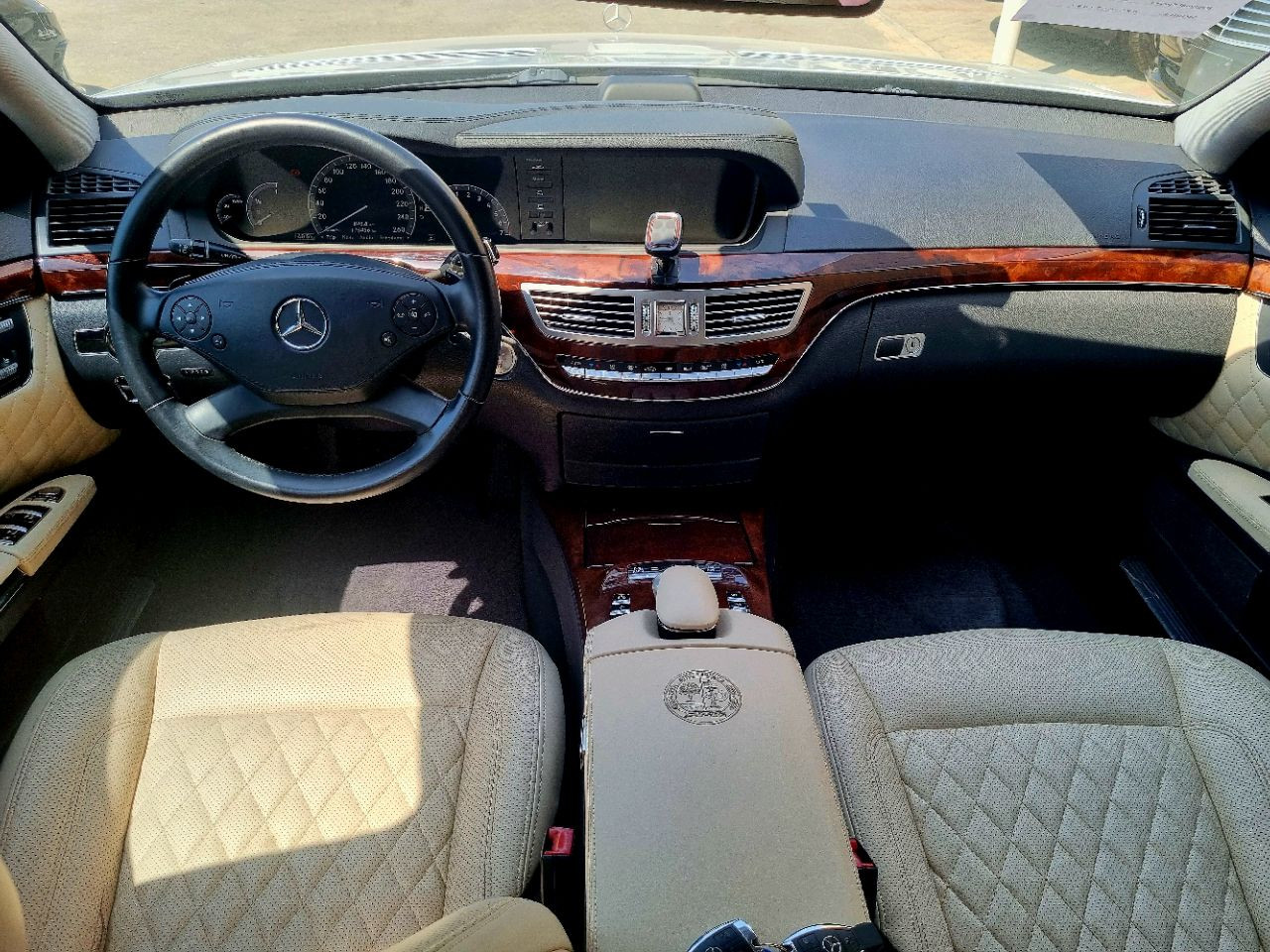 Mercedes Benz S-Class - Image 9