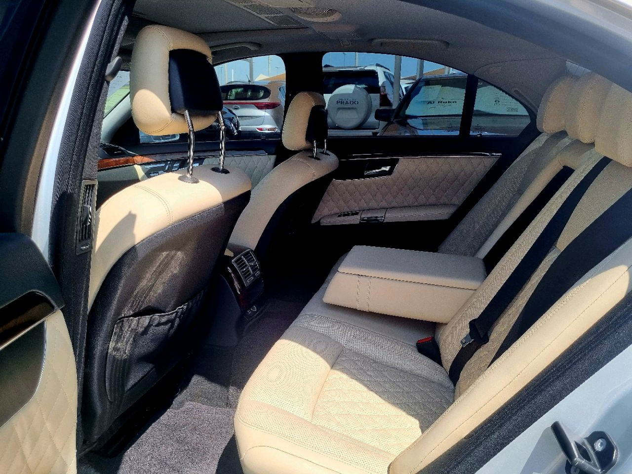 Mercedes Benz S-Class - Image 10