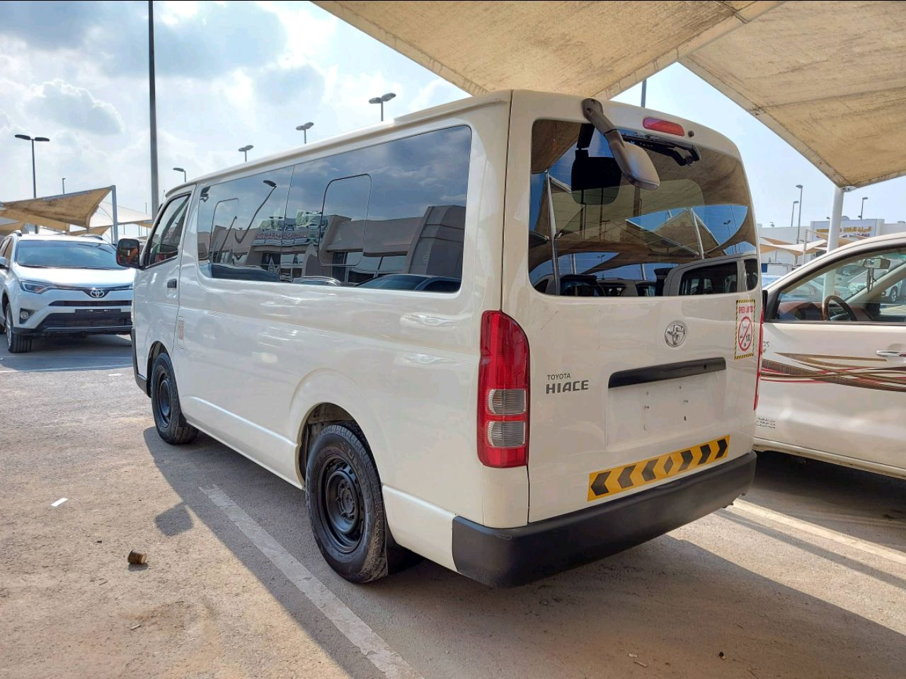 Toyota Hiace - Image 3