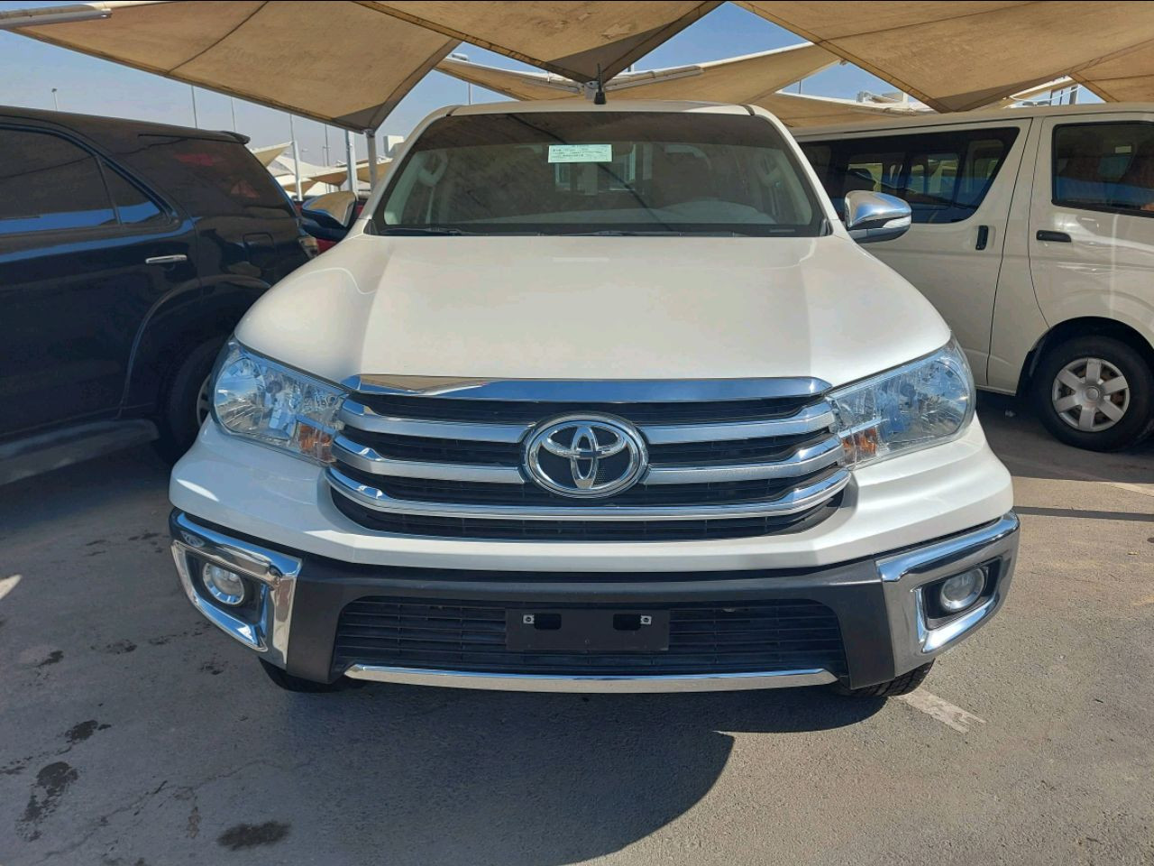 Toyota Hilux - Image 4