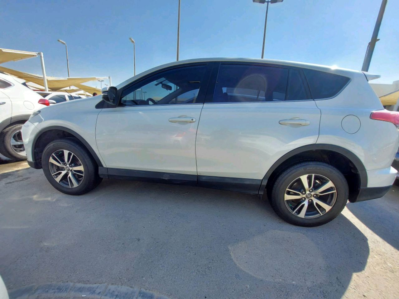 Toyota Rav 4 - Image 5