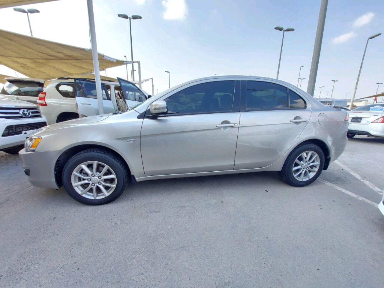 Mitsubishi Lancer - Image 6
