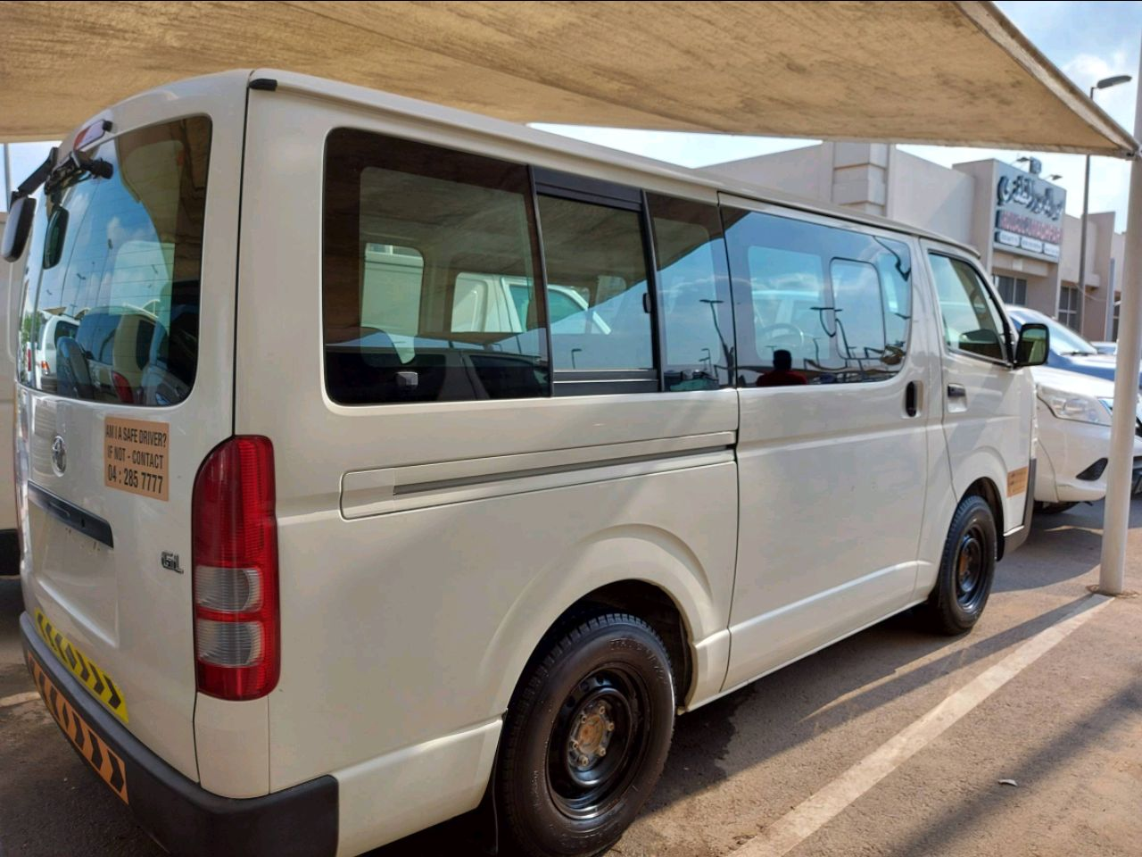 Toyota Hiace - Image 4