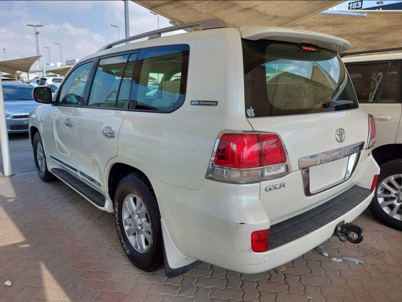 Toyota Land Cruiser - Image 4