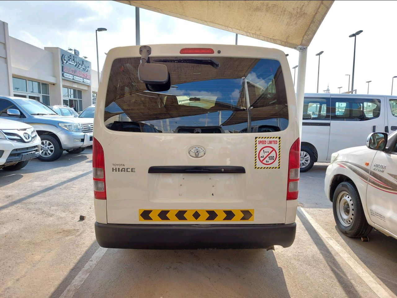 Toyota Hiace - Image 5