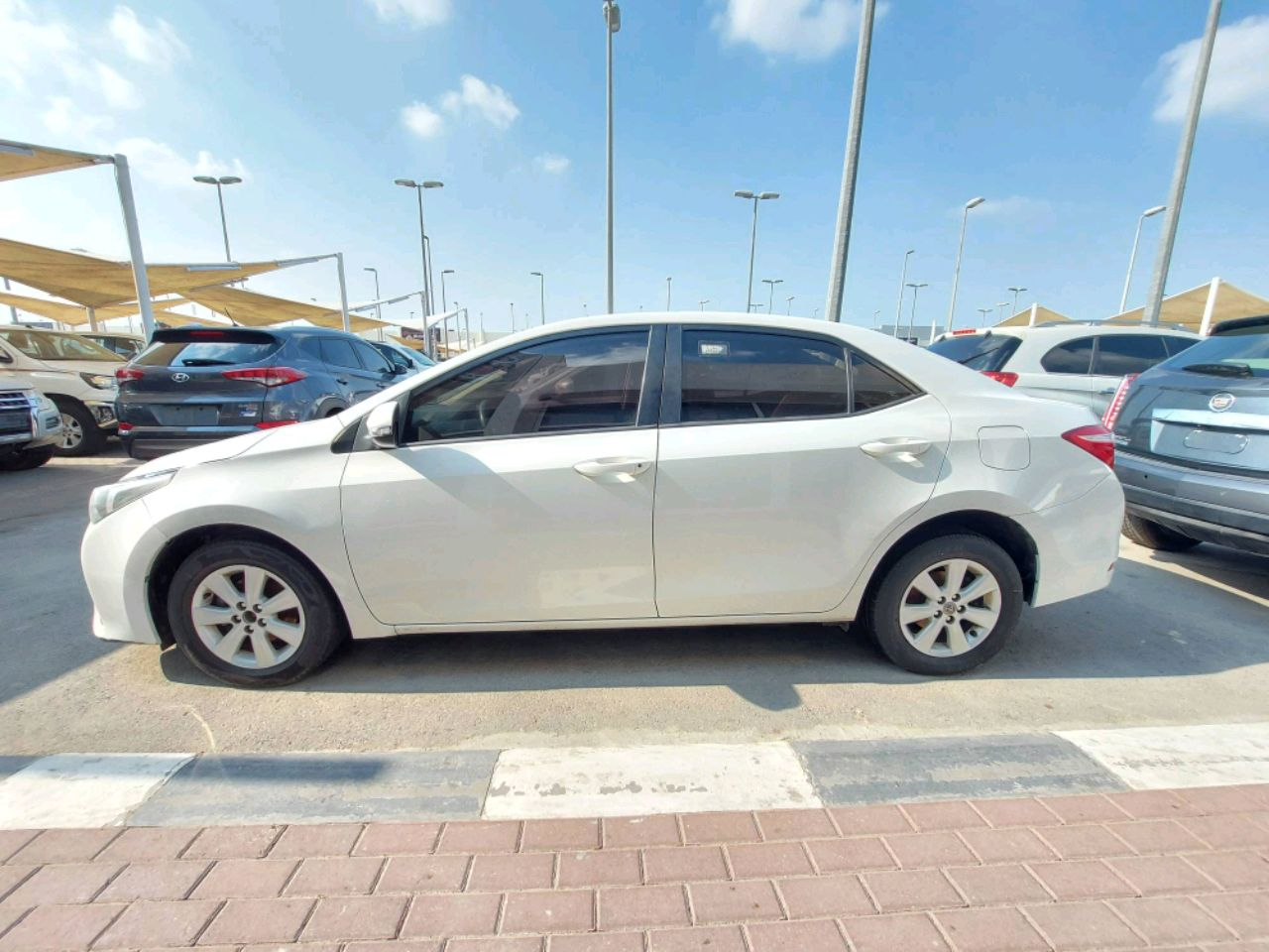 Toyota Corolla - Image 4