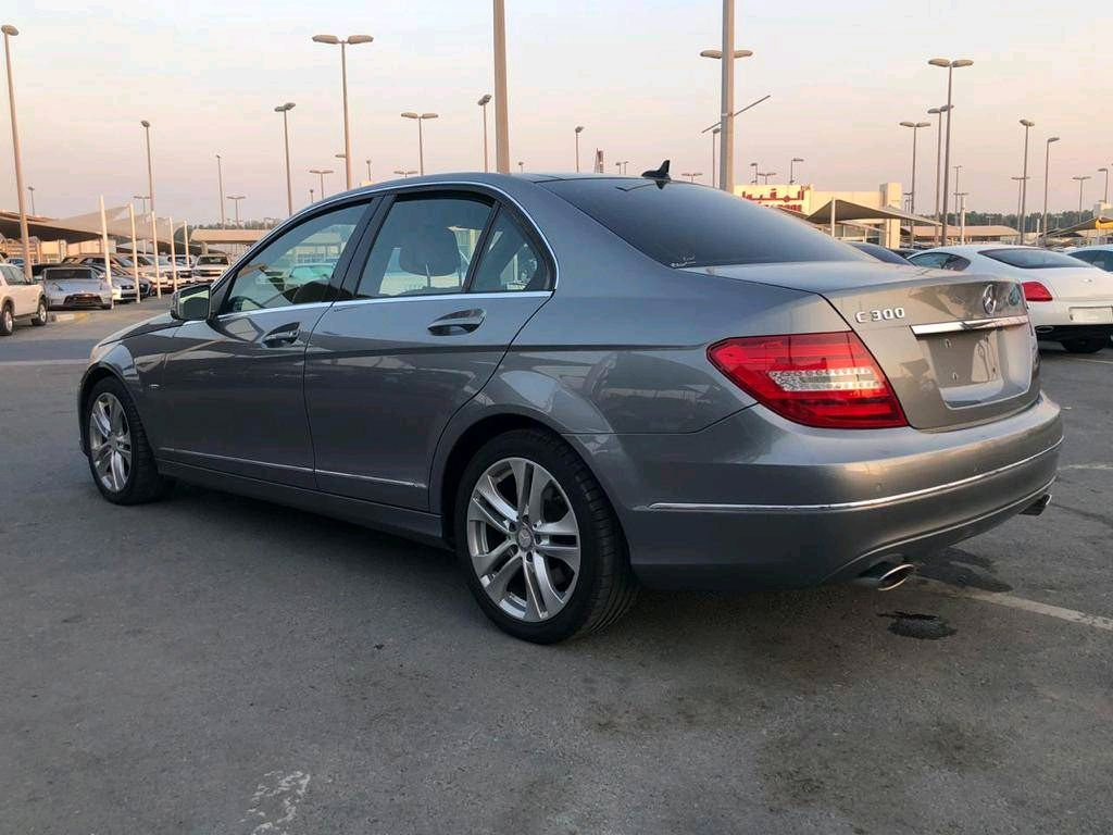 Mercedes Benz C-Class - Image 4