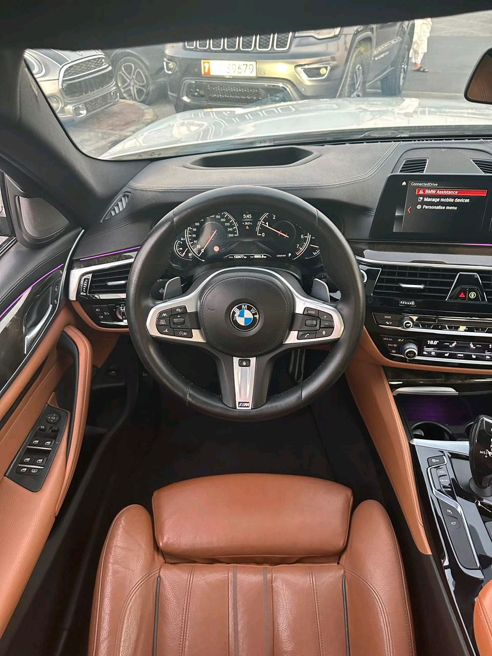 BMW 5-Series - Image 8