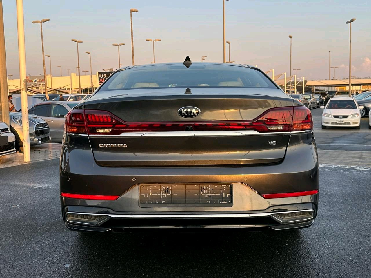 KIA Cadenza - Image 9