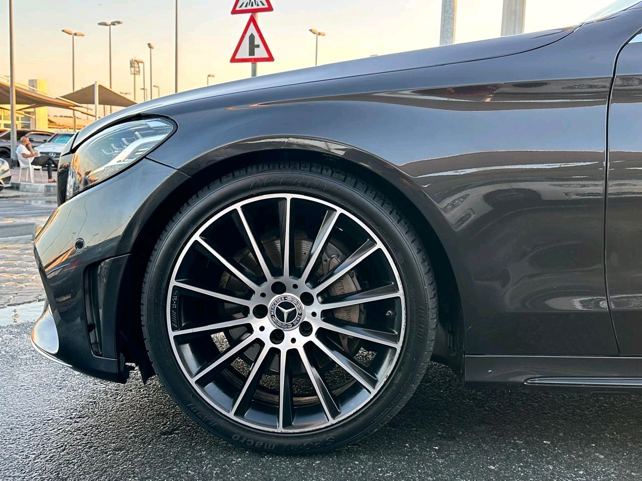 Mercedes Benz C-Class - Image 12