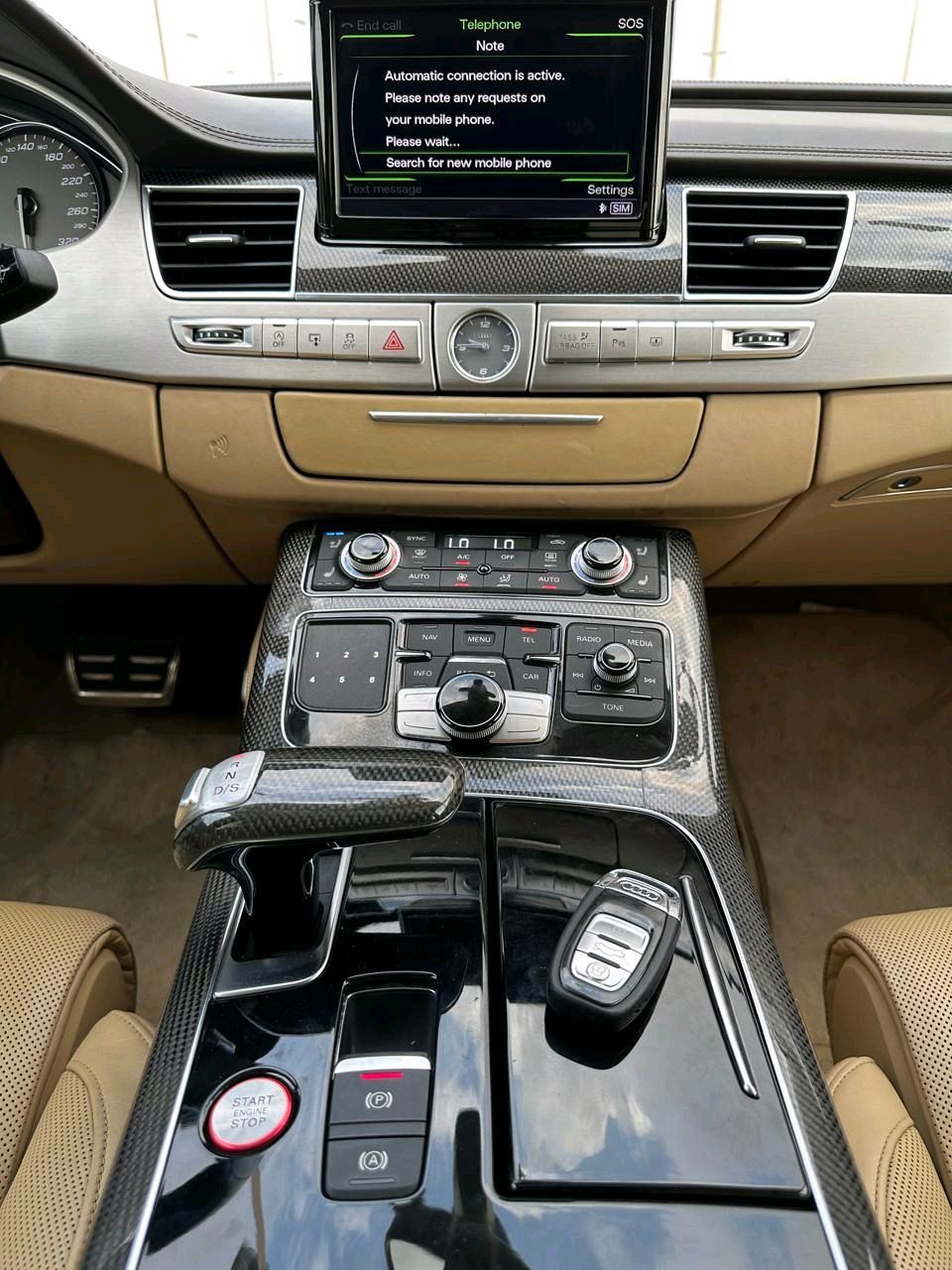 Audi S8 - Image 3