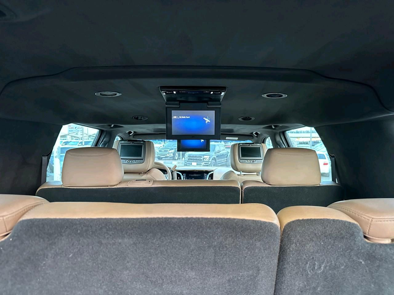 Cadillac Escalade - Image 6