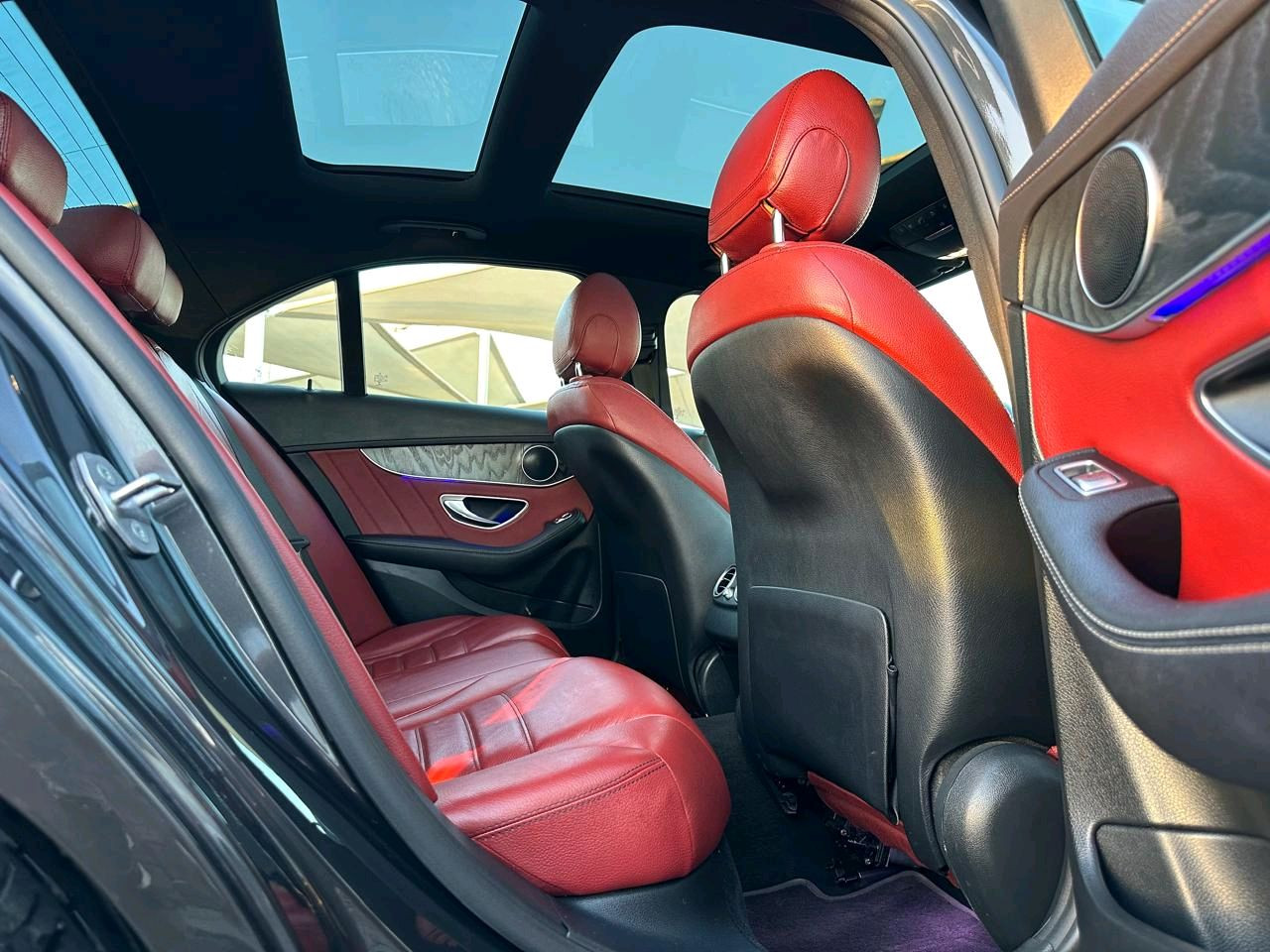 Mercedes Benz C-Class - Image 9