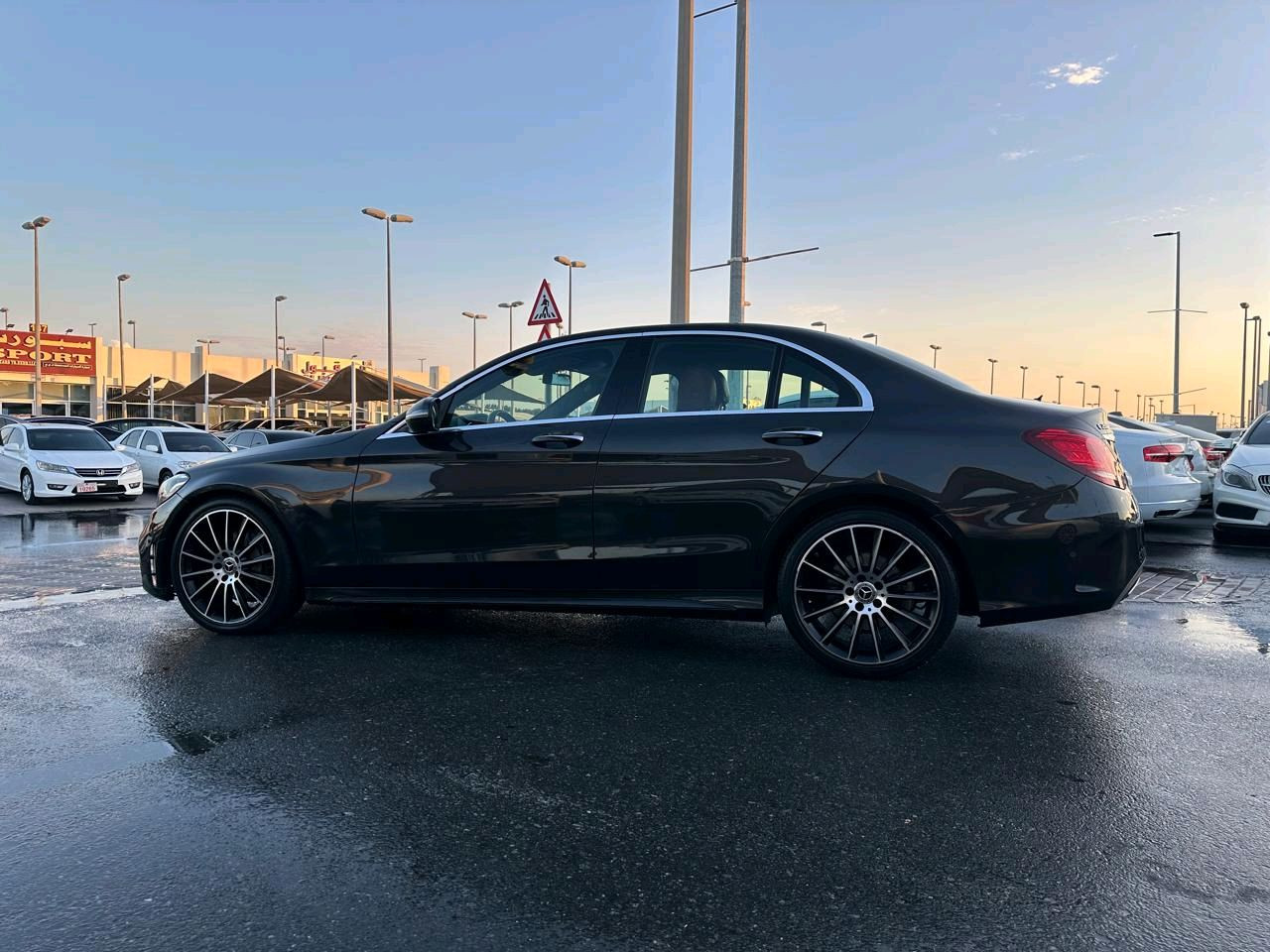 Mercedes Benz C-Class - Image 3
