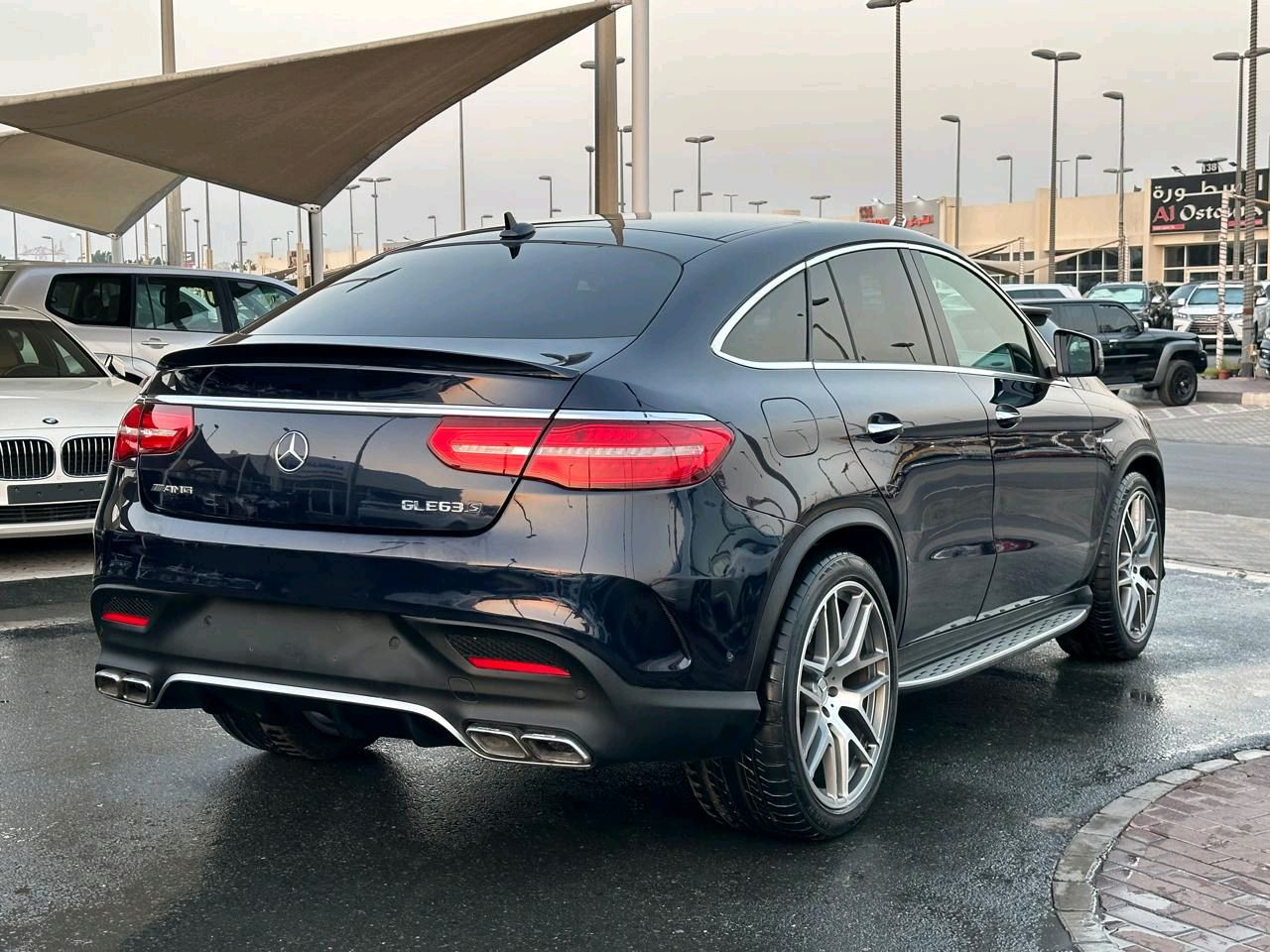 Mercedes Benz GLE SUV - Image 3