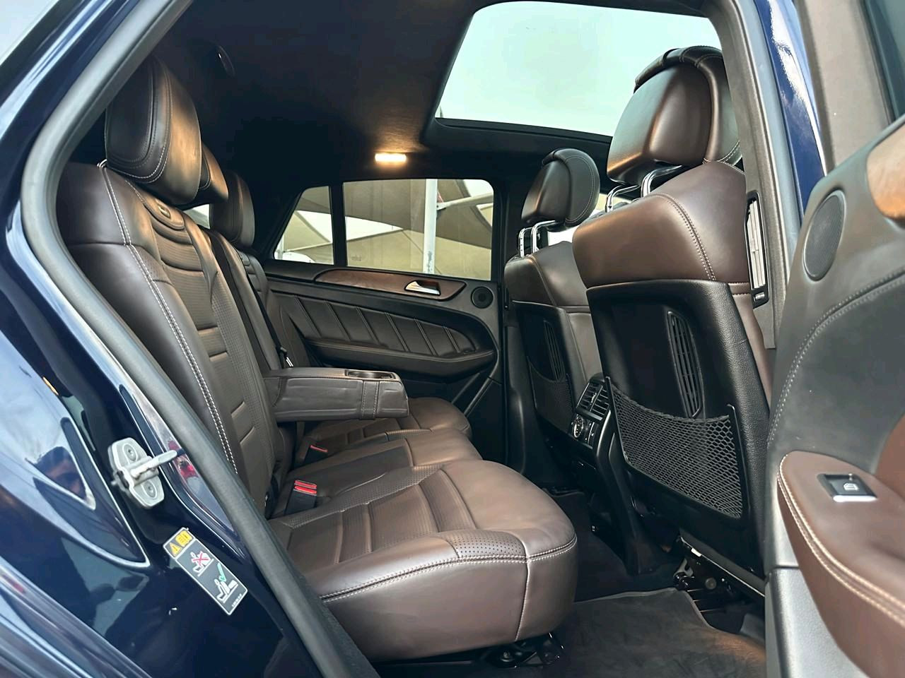 Mercedes Benz GLE SUV - Image 5