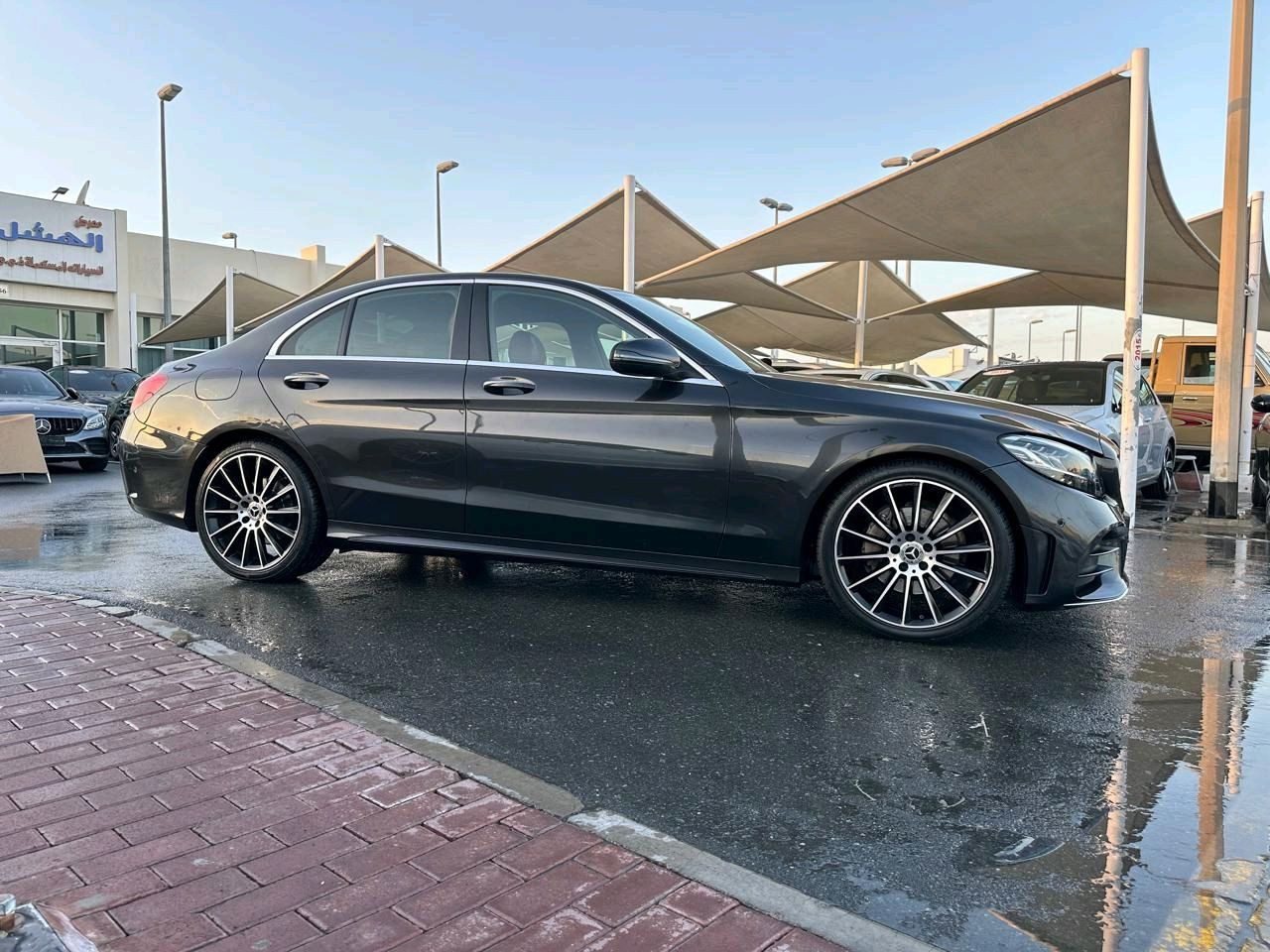 Mercedes Benz C-Class - Image 8