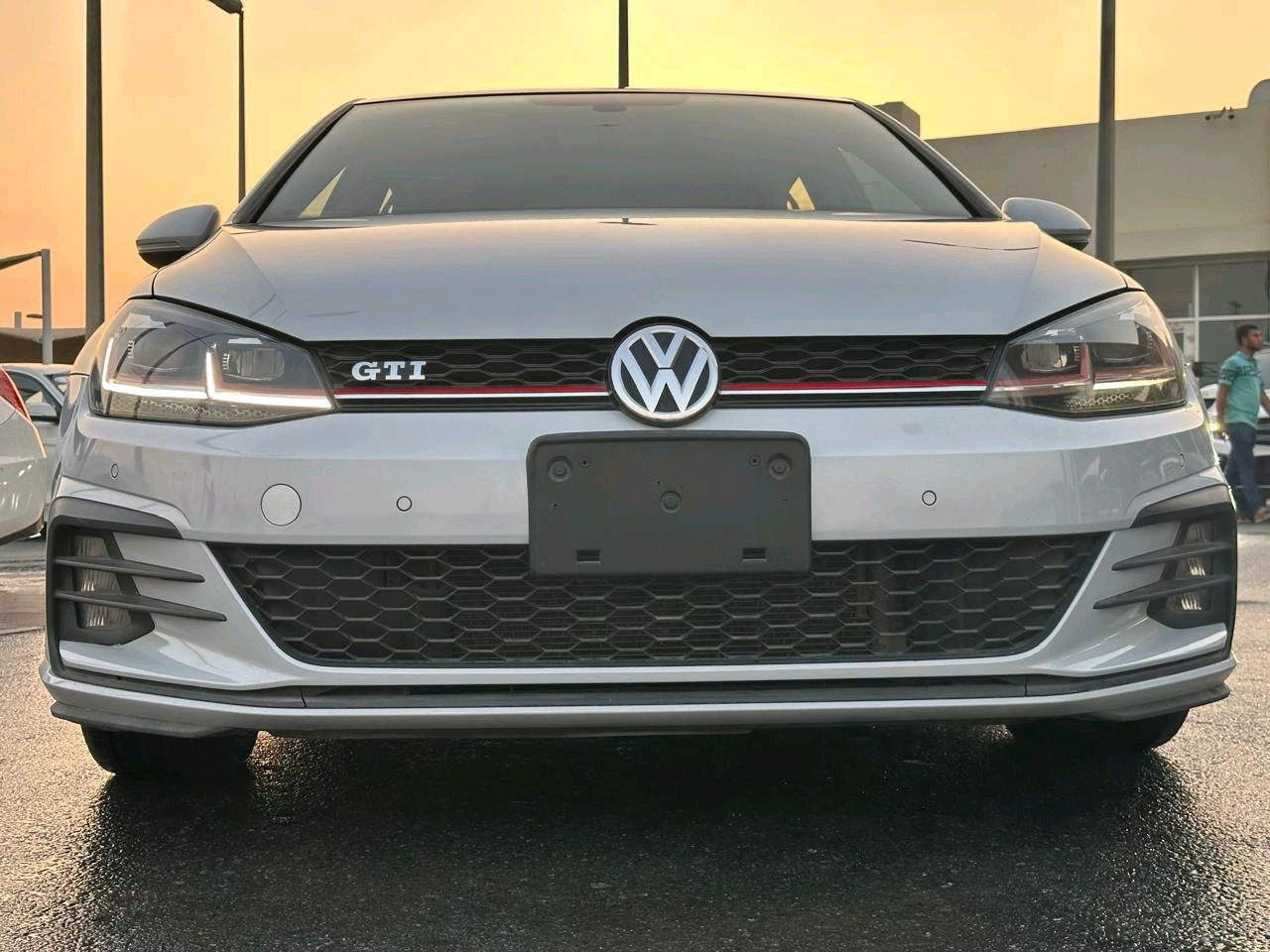 Volkswagen Golf - Image 3