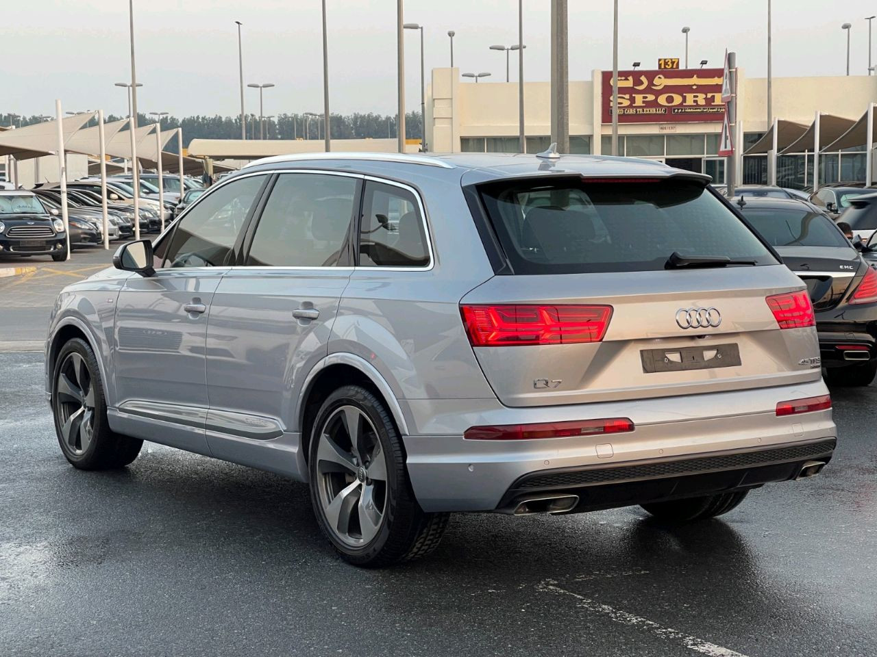 Audi Q7 - Image 3