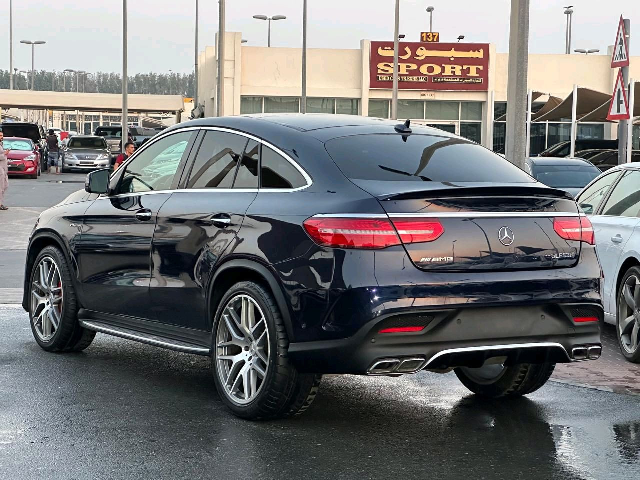 Mercedes Benz GLE SUV - Image 7