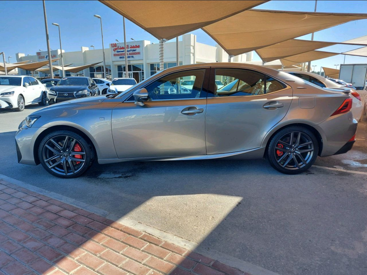 Lexus IS-Series - Image 2
