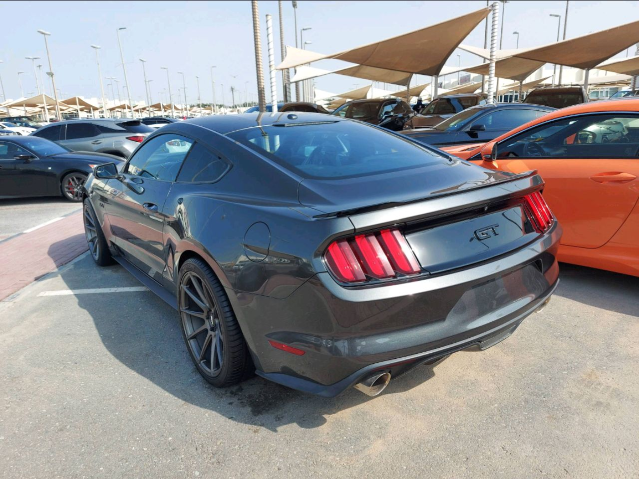 Ford Mustang - Image 3