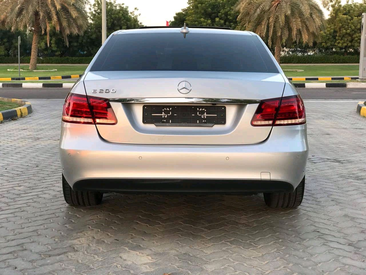 Mercedes Benz E-Class - Image 4