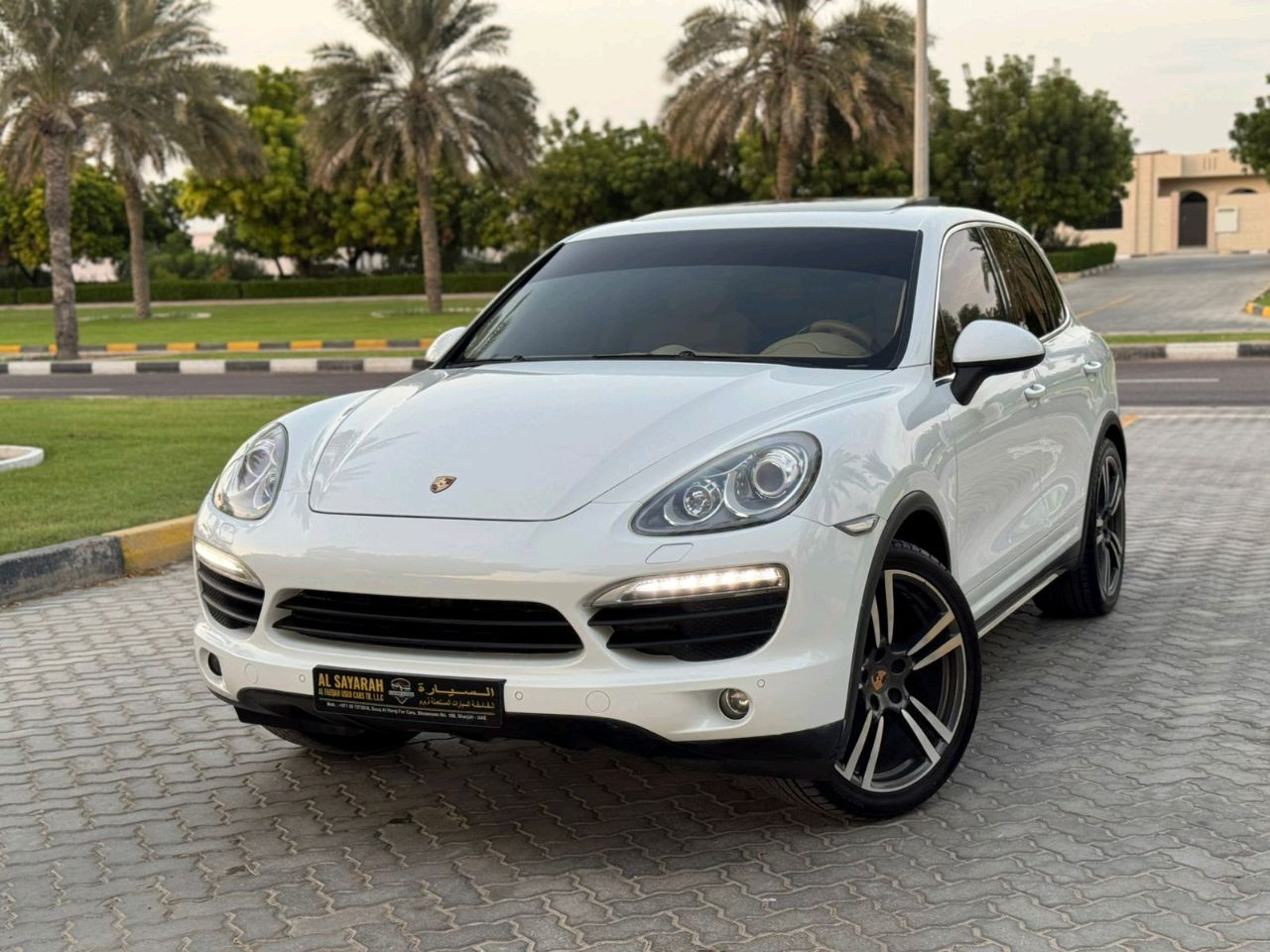 Porsche Cayenne - Image 8